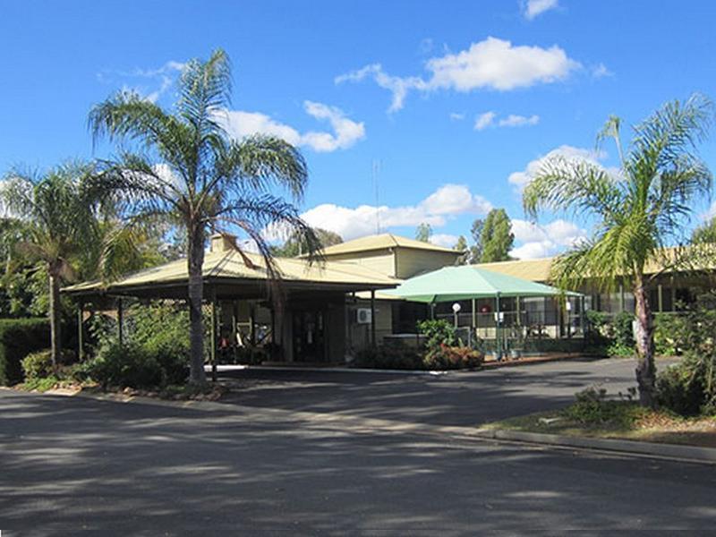Lake Forbes Motel Exterior foto